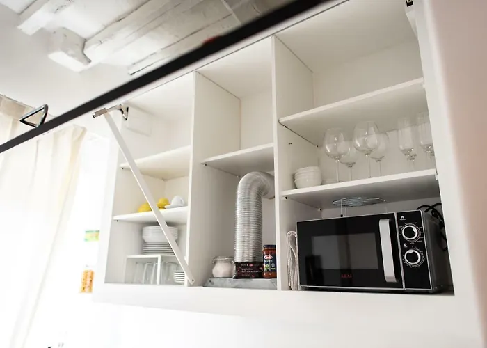 Frescobaldi Modern Loft Апартаменты