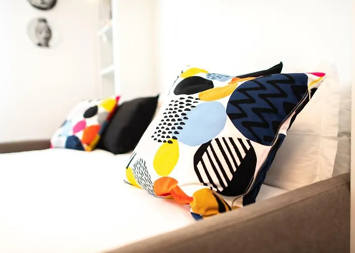 Frescobaldi Modern Loft Апартаменты