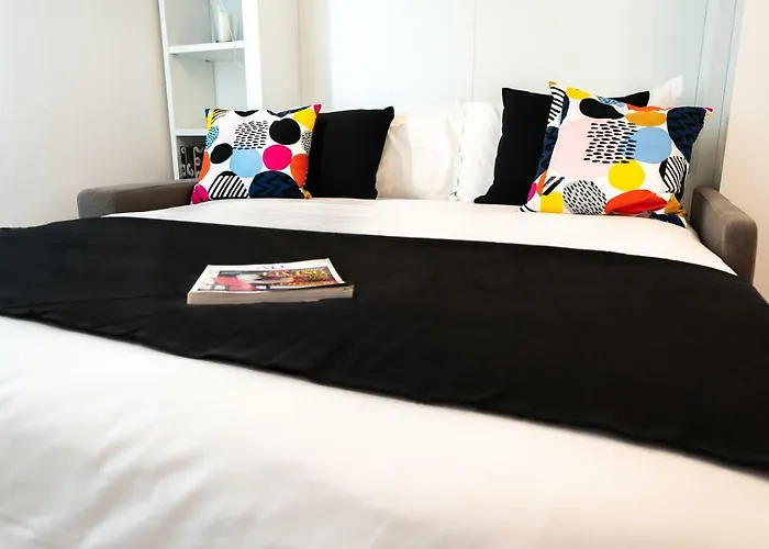 Frescobaldi Modern Loft *