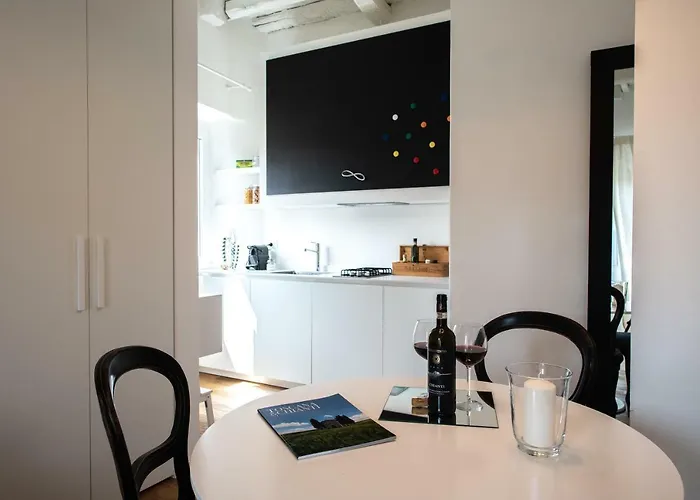 Frescobaldi Modern Loft * פירנצה