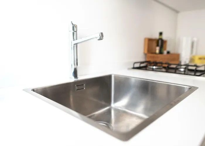 Frescobaldi Modern Loft *